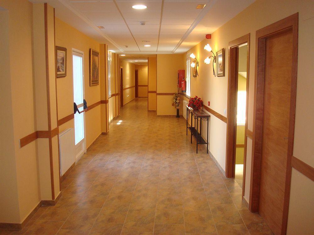 Hotel Los Chiles Villanueva Del Arzobispo Interior photo