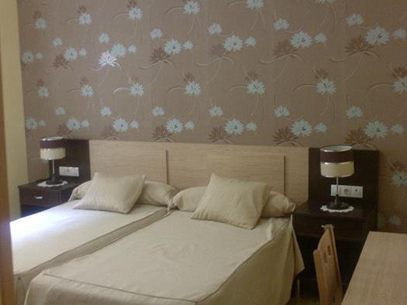 Hotel Los Chiles Villanueva Del Arzobispo Room photo