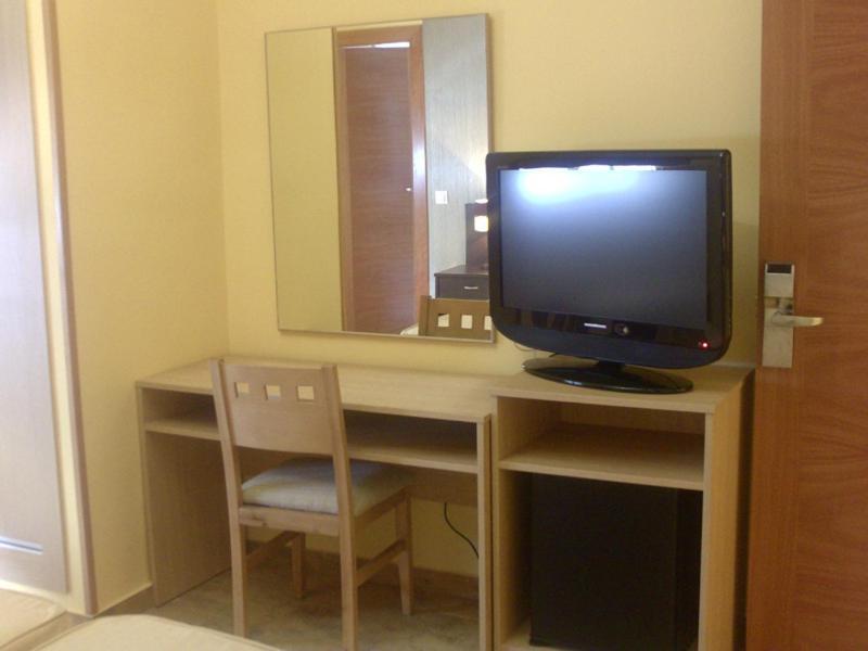 Hotel Los Chiles Villanueva Del Arzobispo Room photo